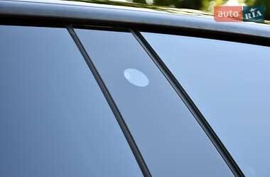 Внедорожник / Кроссовер Tesla Model Y 2021 в 
