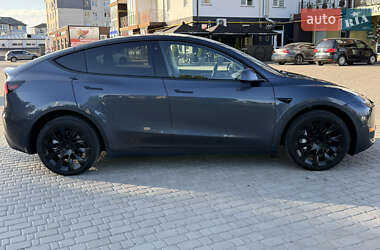 Позашляховик / Кросовер Tesla Model Y 2022 в 