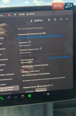 Внедорожник / Кроссовер Tesla Model Y 2023 в 
