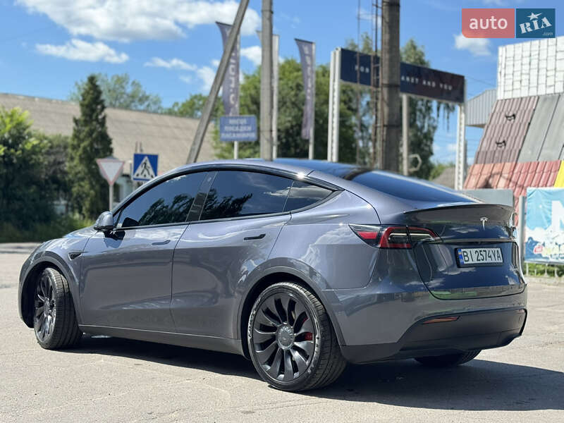 Внедорожник / Кроссовер Tesla Model Y 2022 в Лубнах