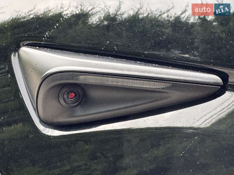 Внедорожник / Кроссовер Tesla Model Y 2024 в Днепре