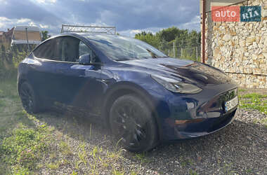 Внедорожник / Кроссовер Tesla Model Y 2023 в 