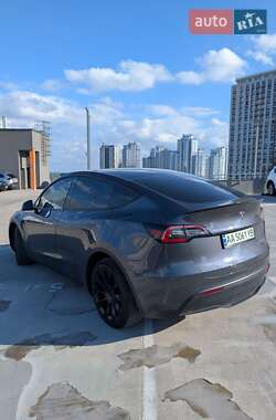 Внедорожник / Кроссовер Tesla Model Y 2022 в 
