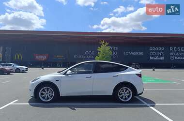Внедорожник / Кроссовер Tesla Model Y 2023 в 