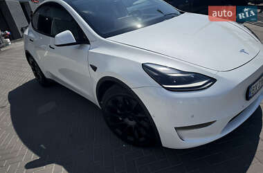 Внедорожник / Кроссовер Tesla Model Y 2021 в 