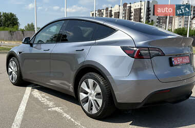 Внедорожник / Кроссовер Tesla Model Y 2023 в 