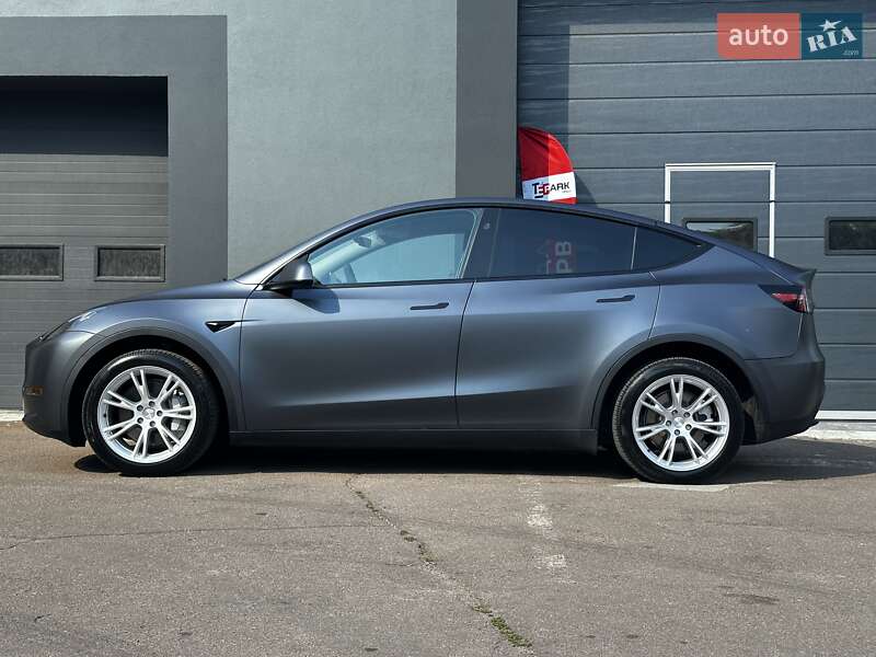 Позашляховик / Кросовер Tesla Model Y 2023 в Києві