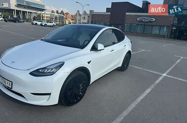 Внедорожник / Кроссовер Tesla Model Y 2023 в 
