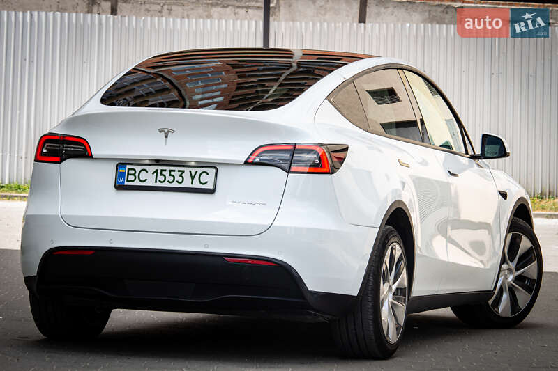 Внедорожник / Кроссовер Tesla Model Y 2021 в Львове