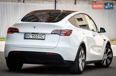Позашляховик / Кросовер Tesla Model Y 2021 в 