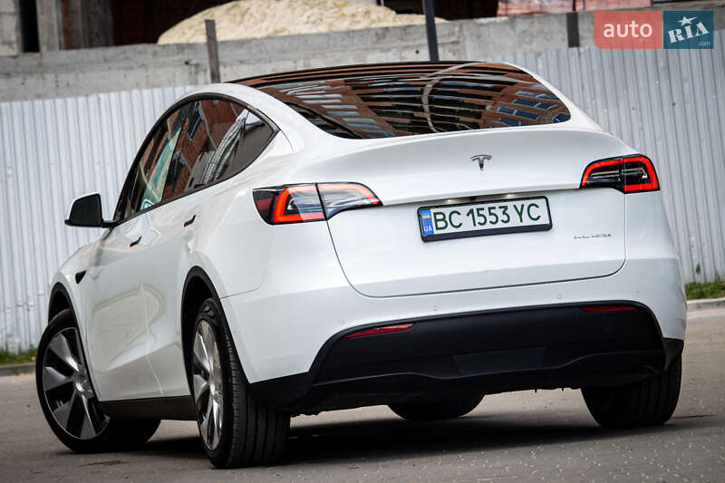 Внедорожник / Кроссовер Tesla Model Y 2021 в Львове