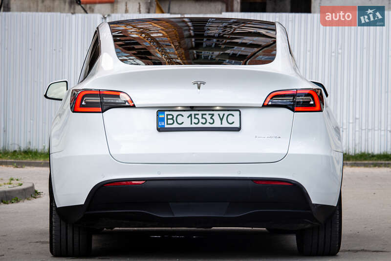 Внедорожник / Кроссовер Tesla Model Y 2021 в Львове