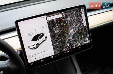 Позашляховик / Кросовер Tesla Model Y 2021 в 