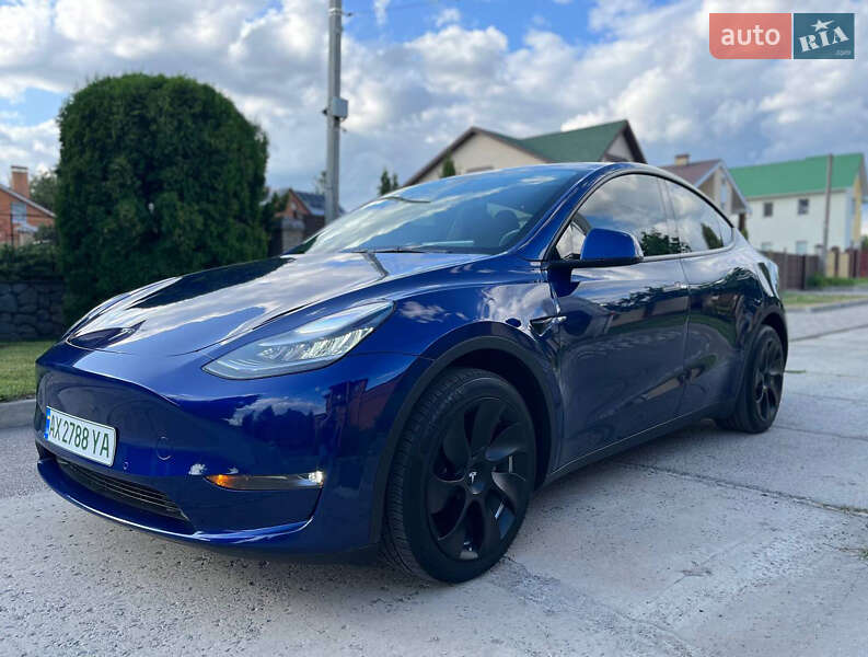 Внедорожник / Кроссовер Tesla Model Y 2021 в 