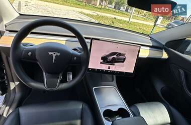 Внедорожник / Кроссовер Tesla Model Y 2022 в 