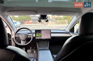Внедорожник / Кроссовер Tesla Model Y 2023 в 