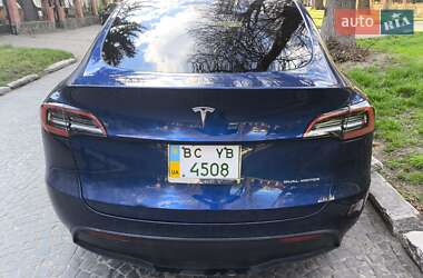 Внедорожник / Кроссовер Tesla Model Y 2021 в 