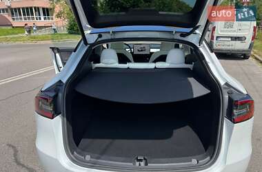 Внедорожник / Кроссовер Tesla Model Y 2023 в 