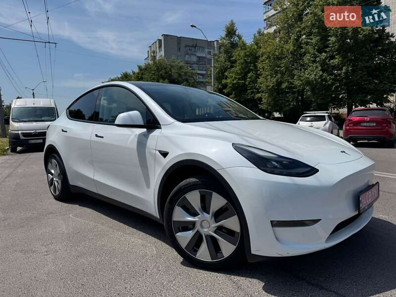 Внедорожник / Кроссовер Tesla Model Y 2023 в 