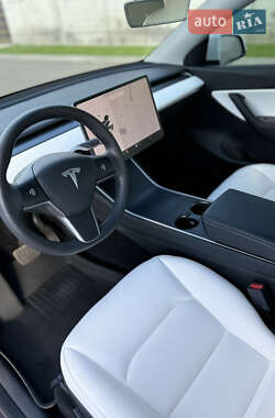 Позашляховик / Кросовер Tesla Model Y 2020 в 