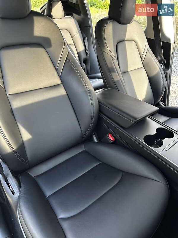 Внедорожник / Кроссовер Tesla Model Y 2022 в Виннице