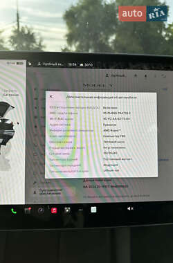 Позашляховик / Кросовер Tesla Model Y 2022 в 