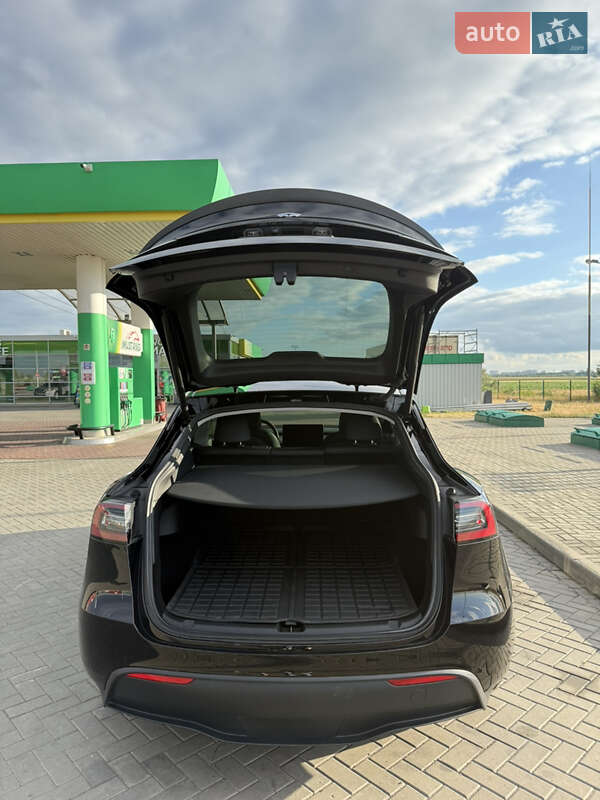 Внедорожник / Кроссовер Tesla Model Y 2022 в Днепре