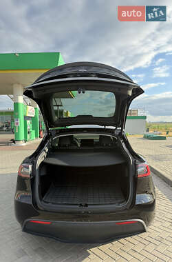 Позашляховик / Кросовер Tesla Model Y 2022 в 