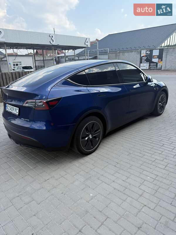 Позашляховик / Кросовер Tesla Model Y 2021 в Львові