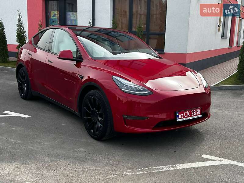 Tesla Model Y 2021