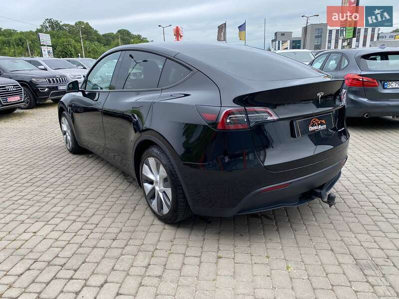 Позашляховик / Кросовер Tesla Model Y 2023 в Львові