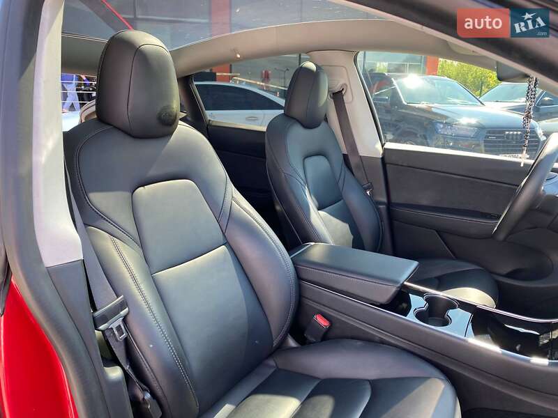 Позашляховик / Кросовер Tesla Model Y 2020 в Львові
