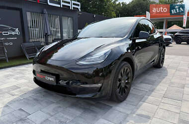 Позашляховик / Кросовер Tesla Model Y 2021 в 