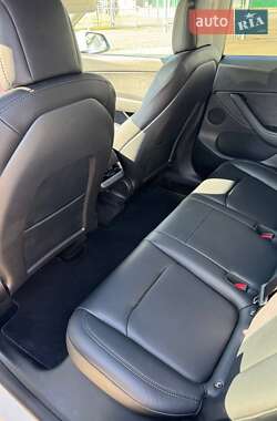 Внедорожник / Кроссовер Tesla Model Y 2022 в 