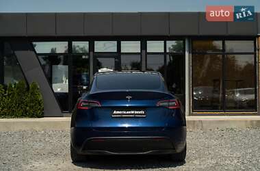 Позашляховик / Кросовер Tesla Model Y 2021 в 