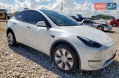 Внедорожник / Кроссовер Tesla Model Y 2023 в 