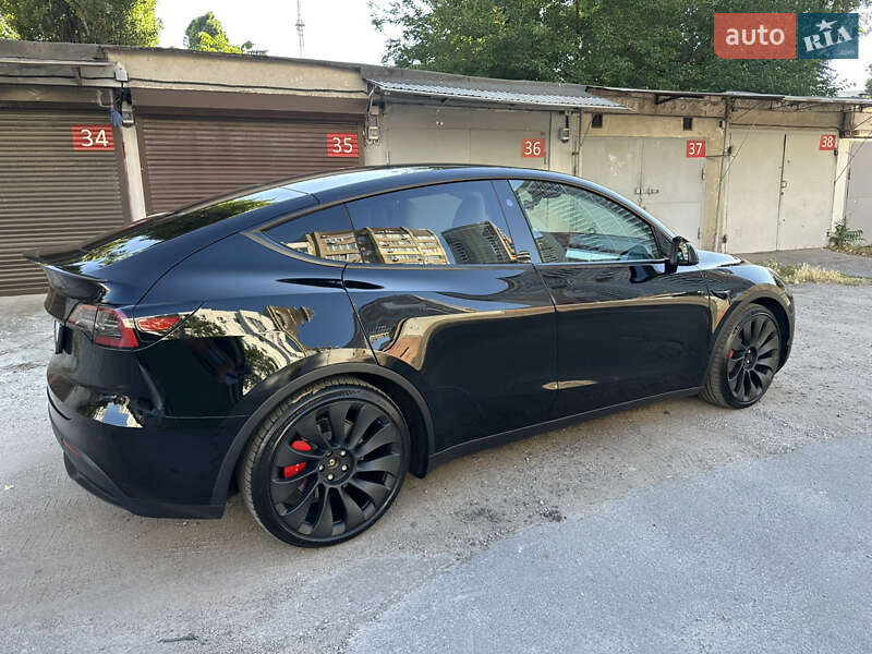 Внедорожник / Кроссовер Tesla Model Y 2024 в Одессе