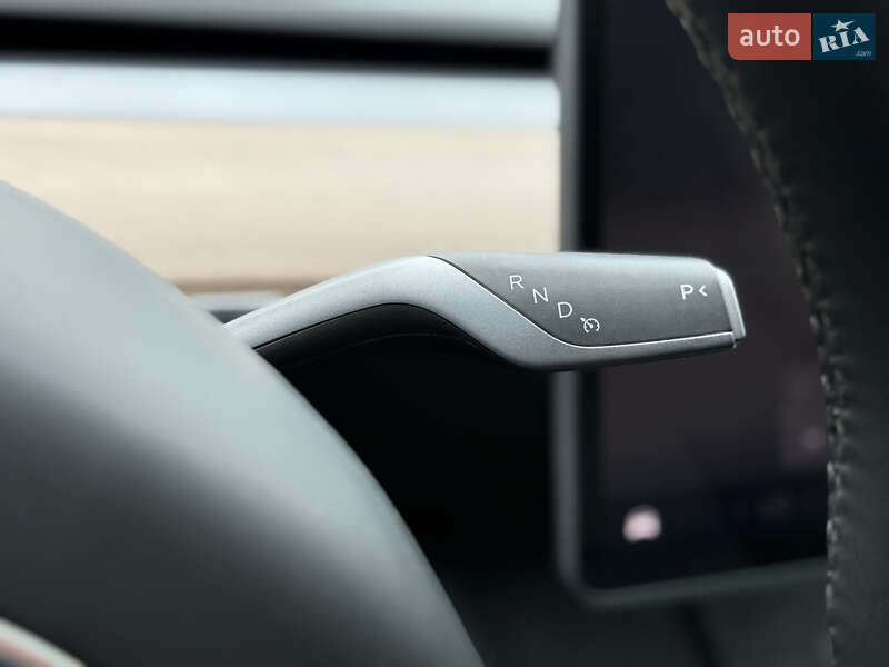 Внедорожник / Кроссовер Tesla Model Y 2023 в Тернополе