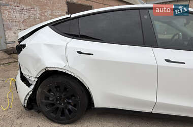 Позашляховик / Кросовер Tesla Model Y 2022 в 