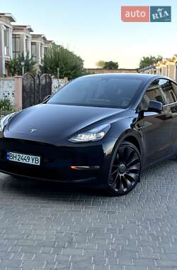 Позашляховик / Кросовер Tesla Model Y 2022 в 