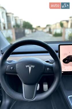 Позашляховик / Кросовер Tesla Model Y 2022 в 