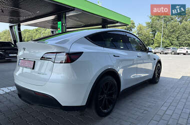 Внедорожник / Кроссовер Tesla Model Y 2024 в 