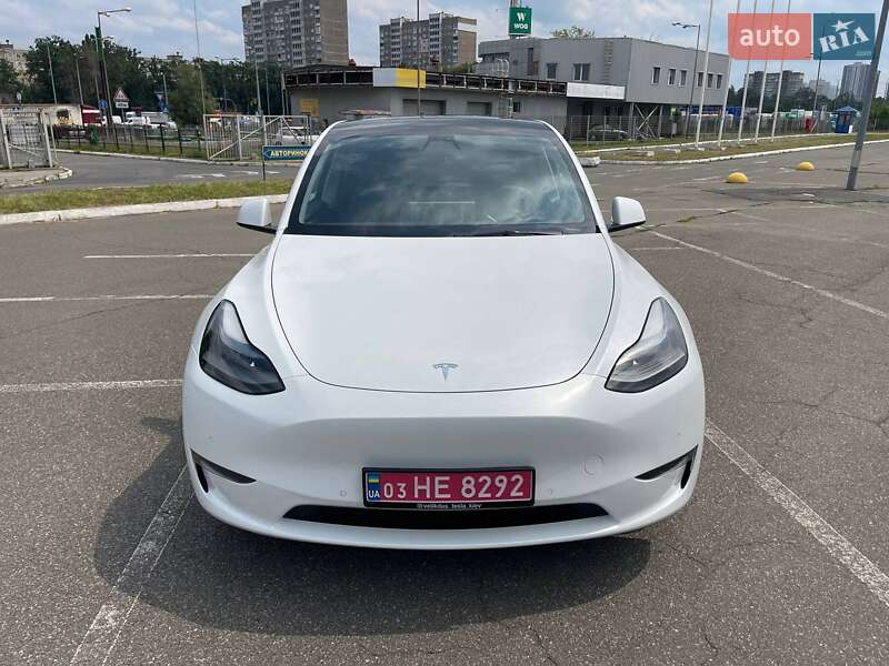 Позашляховик / Кросовер Tesla Model Y 2022 в Києві