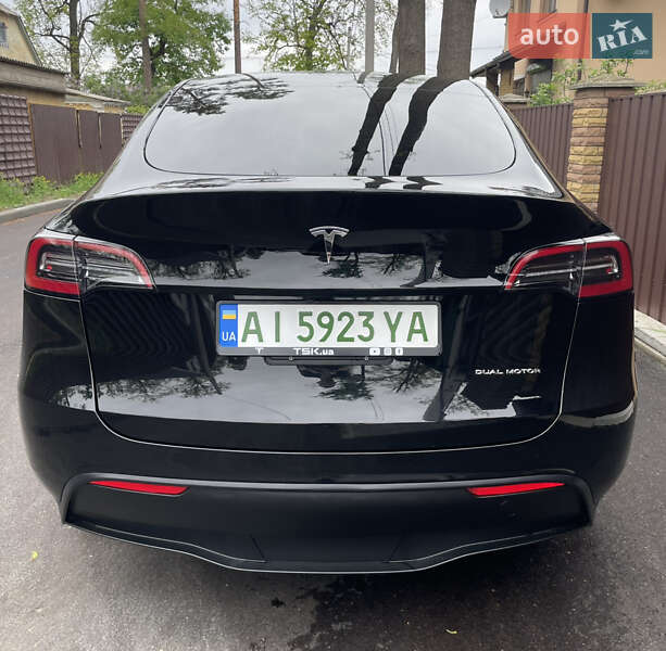 Позашляховик / Кросовер Tesla Model Y 2023 в Києві