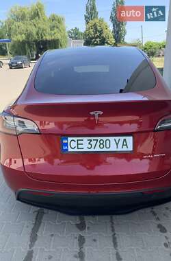 Внедорожник / Кроссовер Tesla Model Y 2024 в 