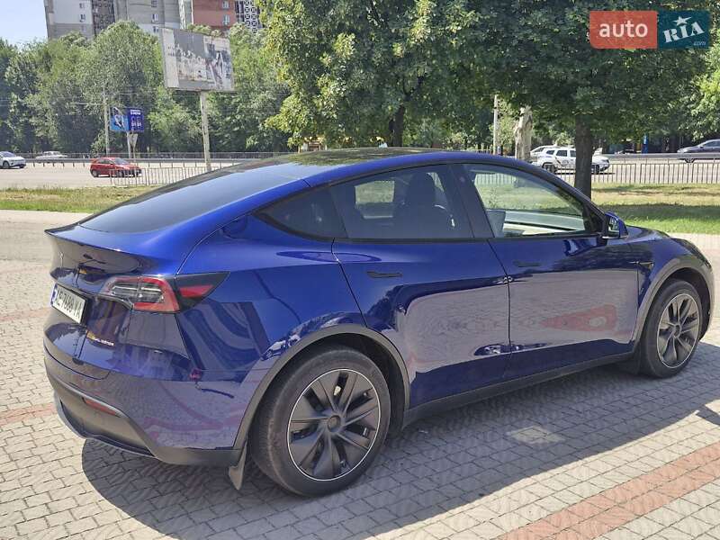 Внедорожник / Кроссовер Tesla Model Y 2023 в Днепре