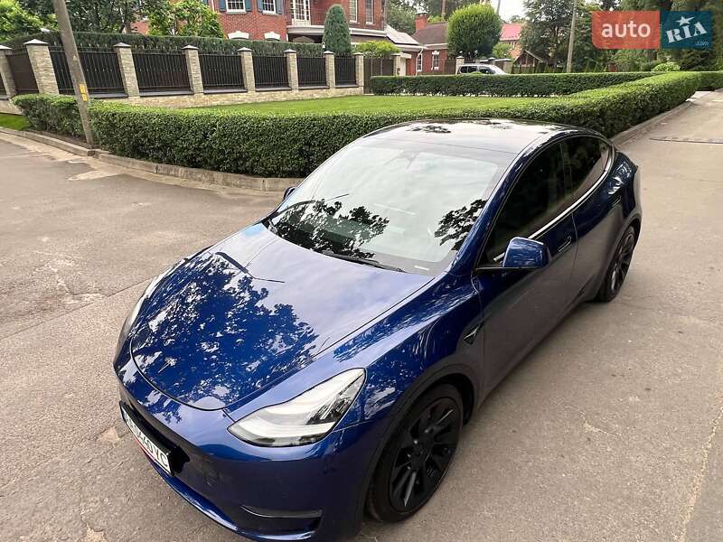 Позашляховик / Кросовер Tesla Model Y 2022 в Києві