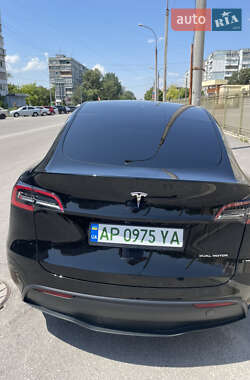 Внедорожник / Кроссовер Tesla Model Y 2023 в 
