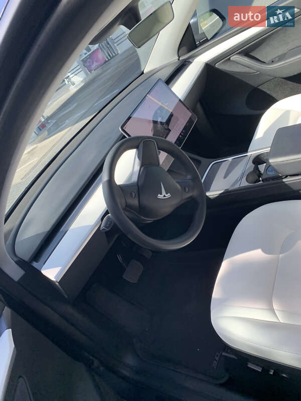 Позашляховик / Кросовер Tesla Model Y 2023 в Одесі