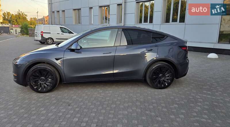 Позашляховик / Кросовер Tesla Model Y 2022 в Києві